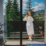 Czarny Kamien & شكلارسكا بوريبا